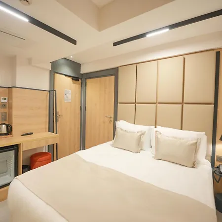 Aylin Hotel